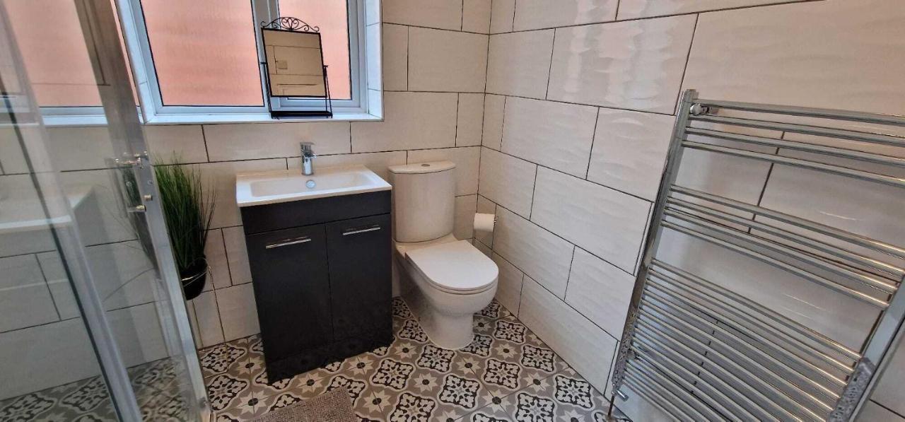 קארדיף Sapphire Apartments מראה חיצוני תמונה